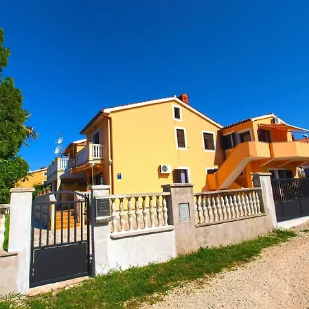 Apartment Fuer 4 Personen Ca 50 Qm In Fazana, Istrien Istrische Riviera *