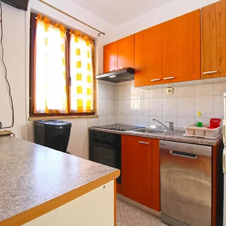 Apartment Fuer 4 Personen Ca 50 Qm In Fazana, Istrien Istrische Riviera *